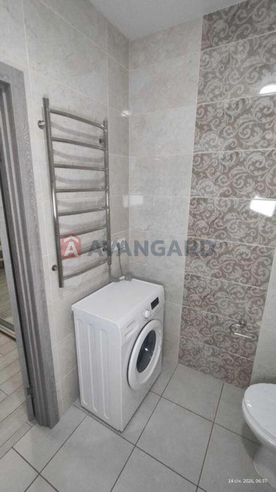 1 ��. ��������, 35/-/8 ��. �., 3/4 ������ ���� 12