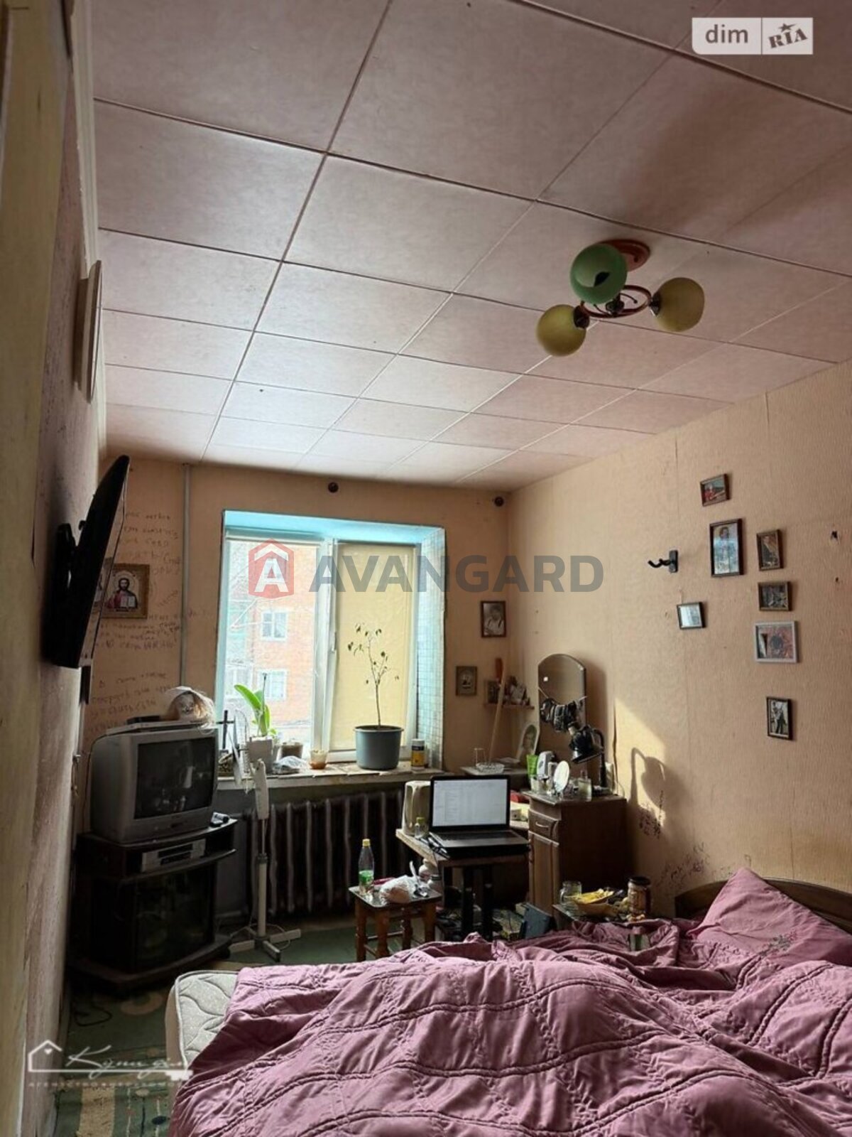 3 ��. ��������, 61/40/7 ��. �., 1/5 ������ ���� 5