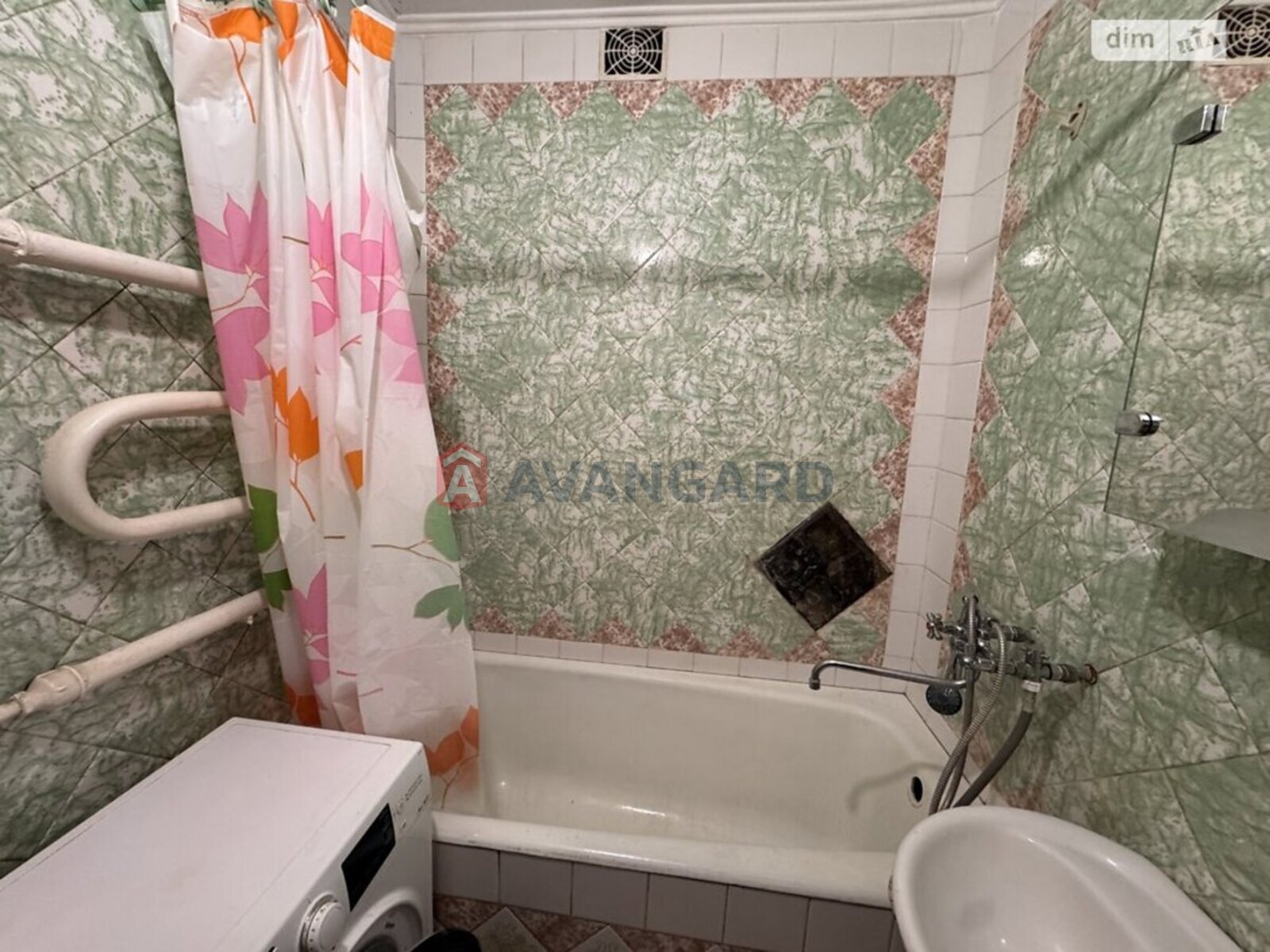 2 ��. ��������, 48/27/7 ��. �., 5/9 ������ ���� 8