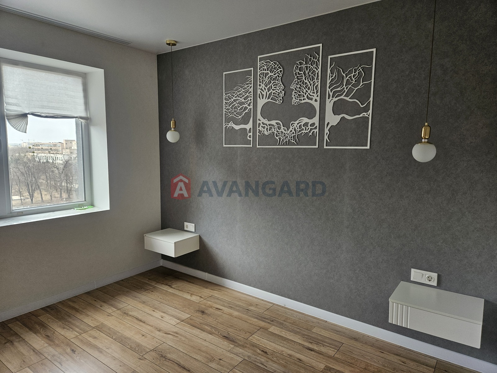 2 ��. ��������, 54/-/18 ��. �., 8/10 ������ ���� 10