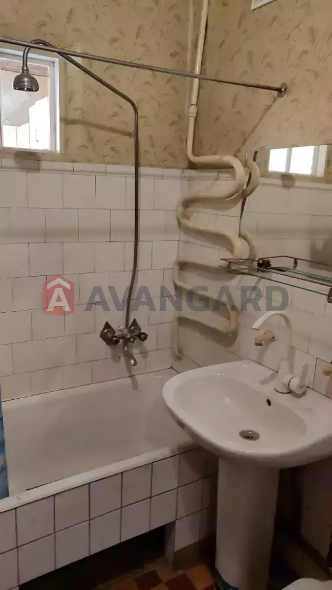 3 ��. ��������, 43/23/5 ��. �., 2/2 ������ ���� 4