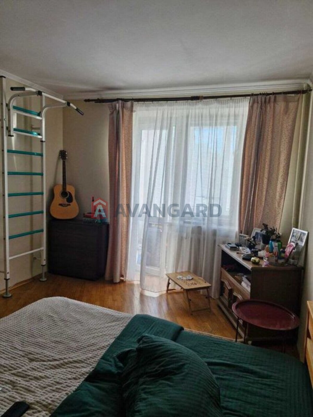 4 ��. ��������, 87/-/13 ��. �., 2/5 ������ ���� 13