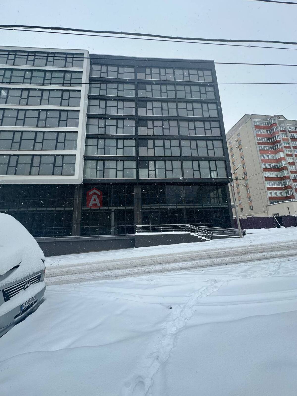 1 ����. ��������, 44/18/10 ��. �., 5/9 ���� ���� 10