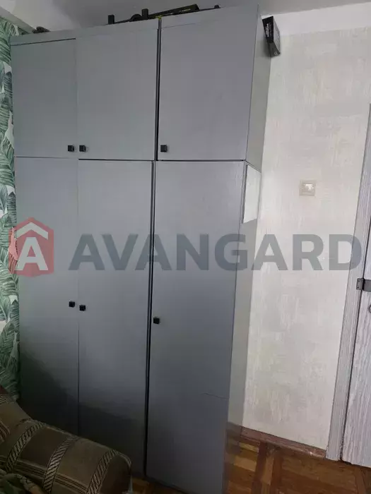 2 ����. ��������, 50/-/7 ��. �., 9/9 ���� ���� 6