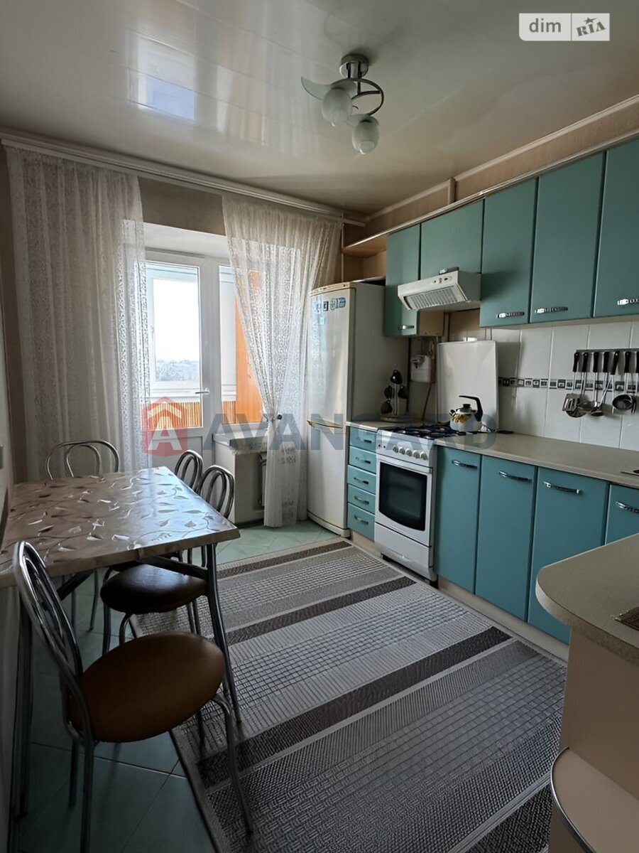 1 ��. ��������, 55/15/8 ��. �., 5/6 ������ ���� 4