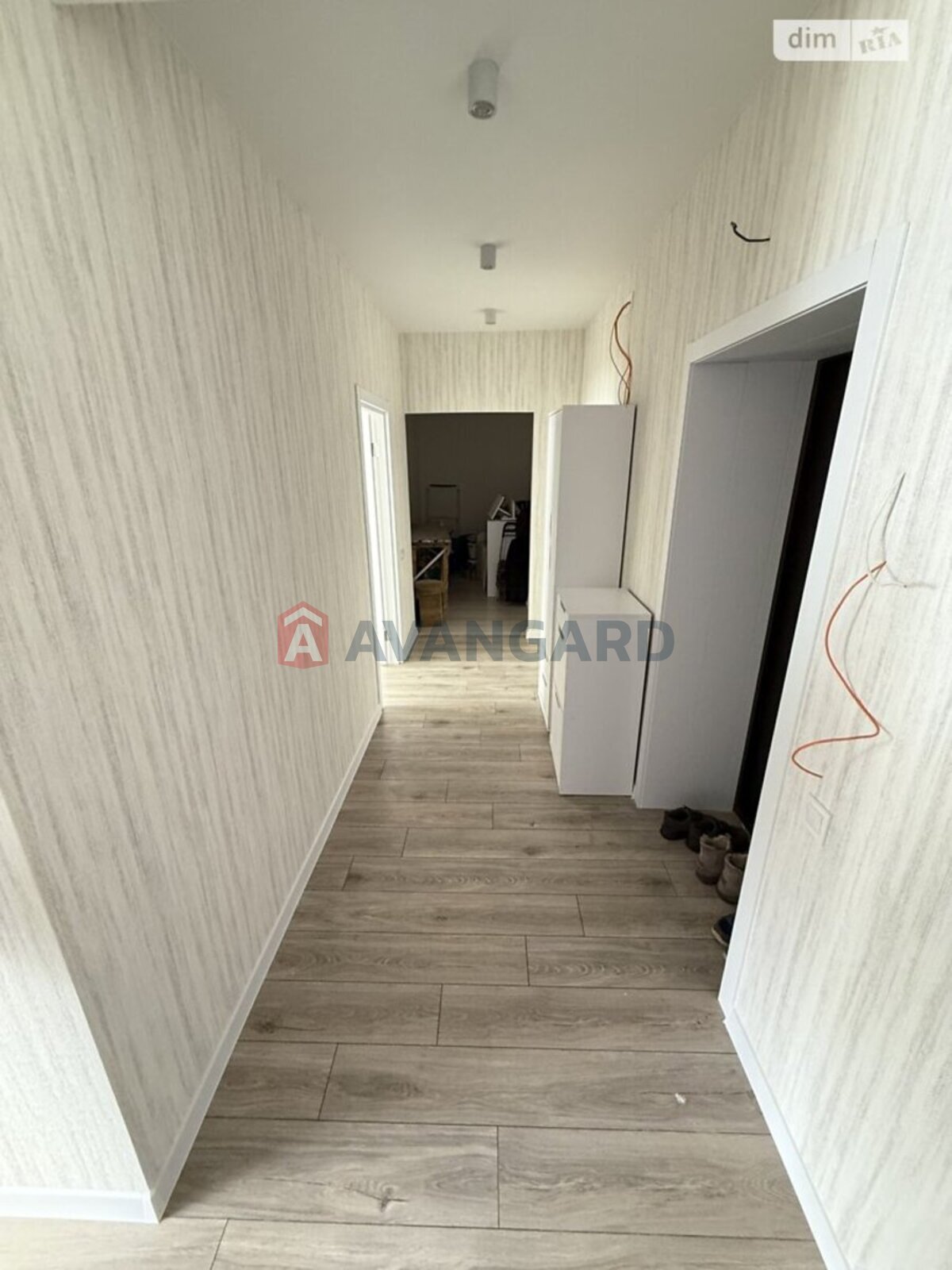 2 ��. ��������, 74/40/19 ��. �., 2/10 ������ ���� 13