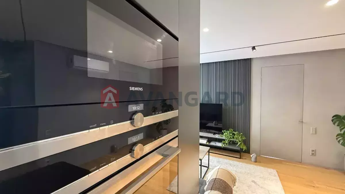 3 ����. ��������, 90/38/30 ��. �., 6/10 ���� ���� 1