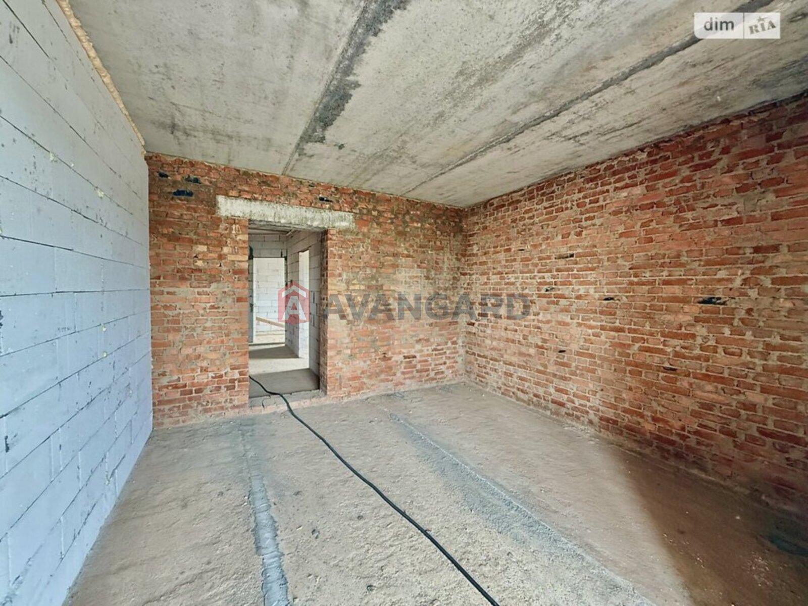 2 кім. квартира, 60/36/14 кв. м., 2/3 поверх фото 15 2 кім. квартира, 60/36/14 кв. м., 2/3 поверх фото 15