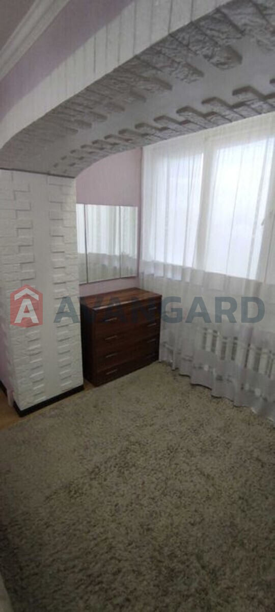 3 ����. ��������, 60/-/8 ��. �., 3/5 ���� ���� 8