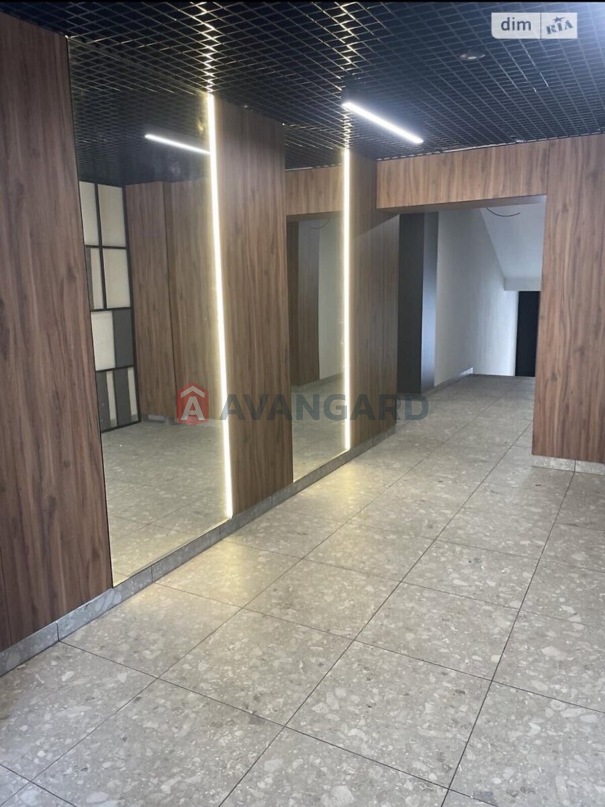 2 ��. ��������, 68/34/16 ��. �., 8/10 ������ ���� 2