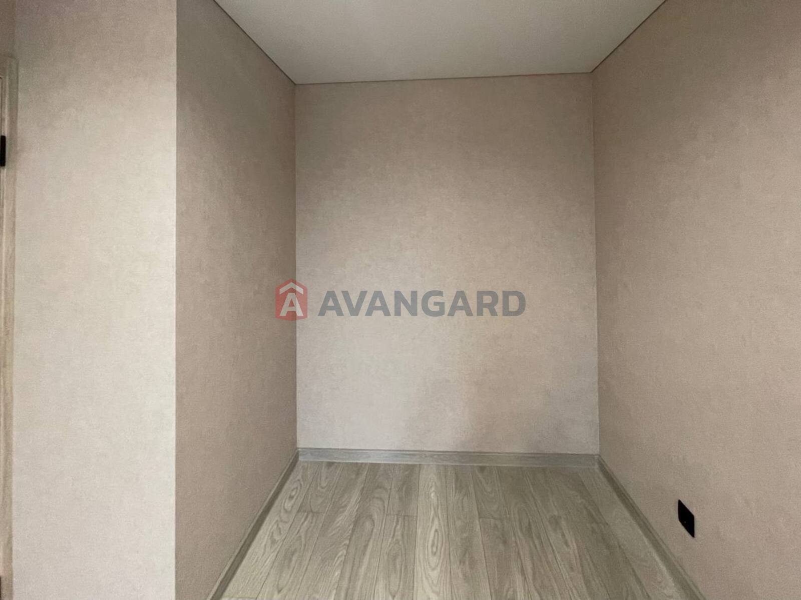 1 ����. ��������, 41/-/17 ��. �., 3/10 ���� ���� 10