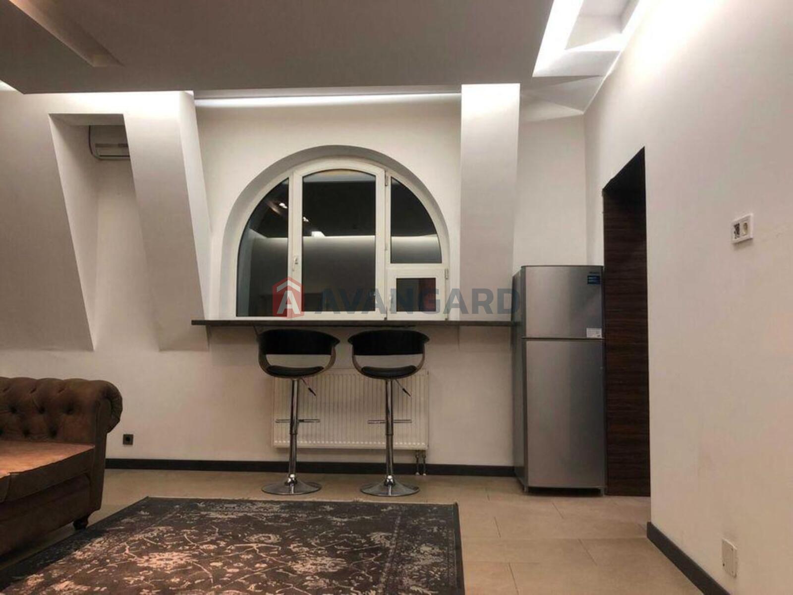 2 ��. ��������, 49/-/4 ��. �., 9/10 ������ ���� 11