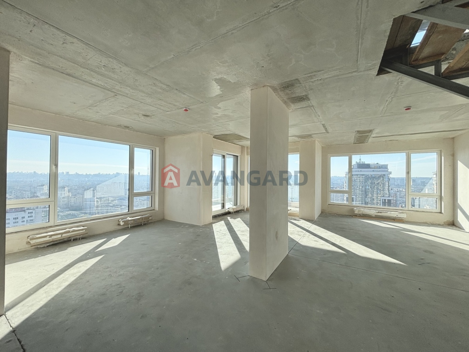 4 ��. ��������, 407/100/100 ��. �., 25/26 ������ ���� 1