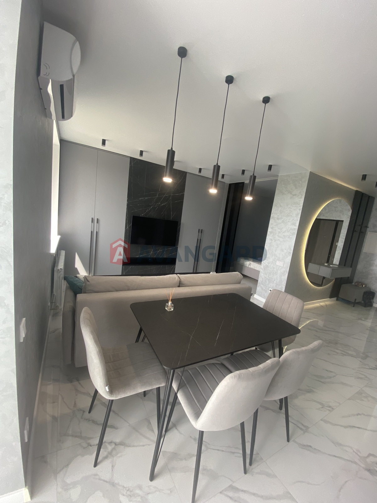 2 ��. ��������, 46/-/15 ��. �., 8/10 ������ ���� 17