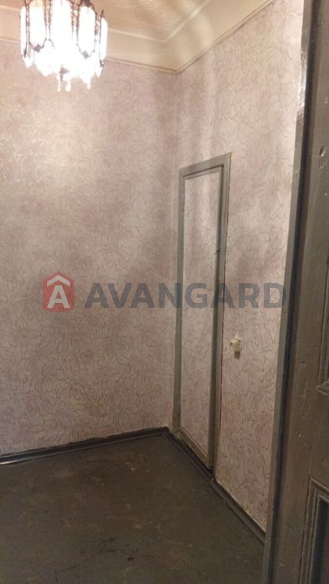 2 ��. ��������, 52/-/6 ��. �., 1/3 ������ ���� 6