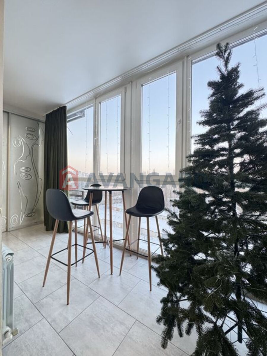 1 ��. ��������, 50/-/15 ��. �., 6/9 ������ ���� 7