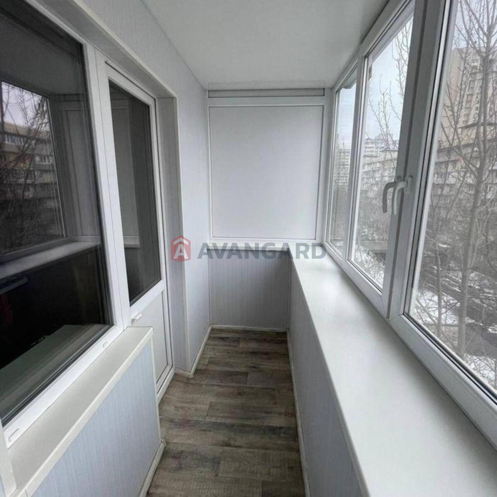 3 ��. ��������, 60/-/6 ��. �., 6/9 ������ ���� 11