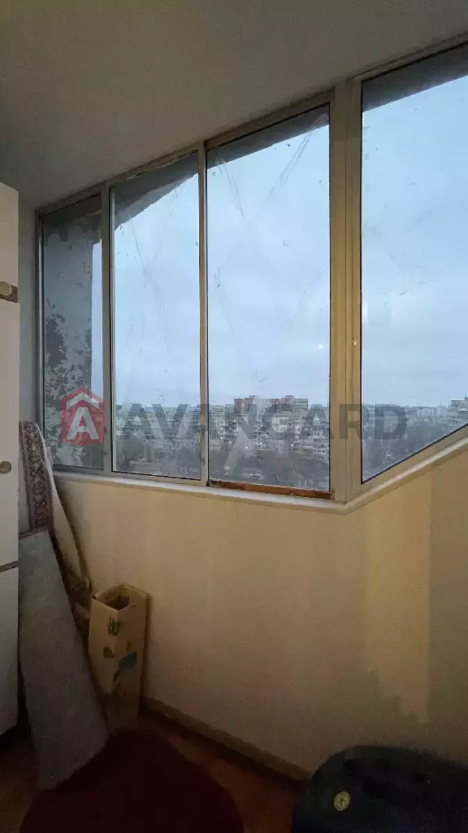 2 ����. ��������, 53/28/8 ��. �., 10/16 ���� ���� 11