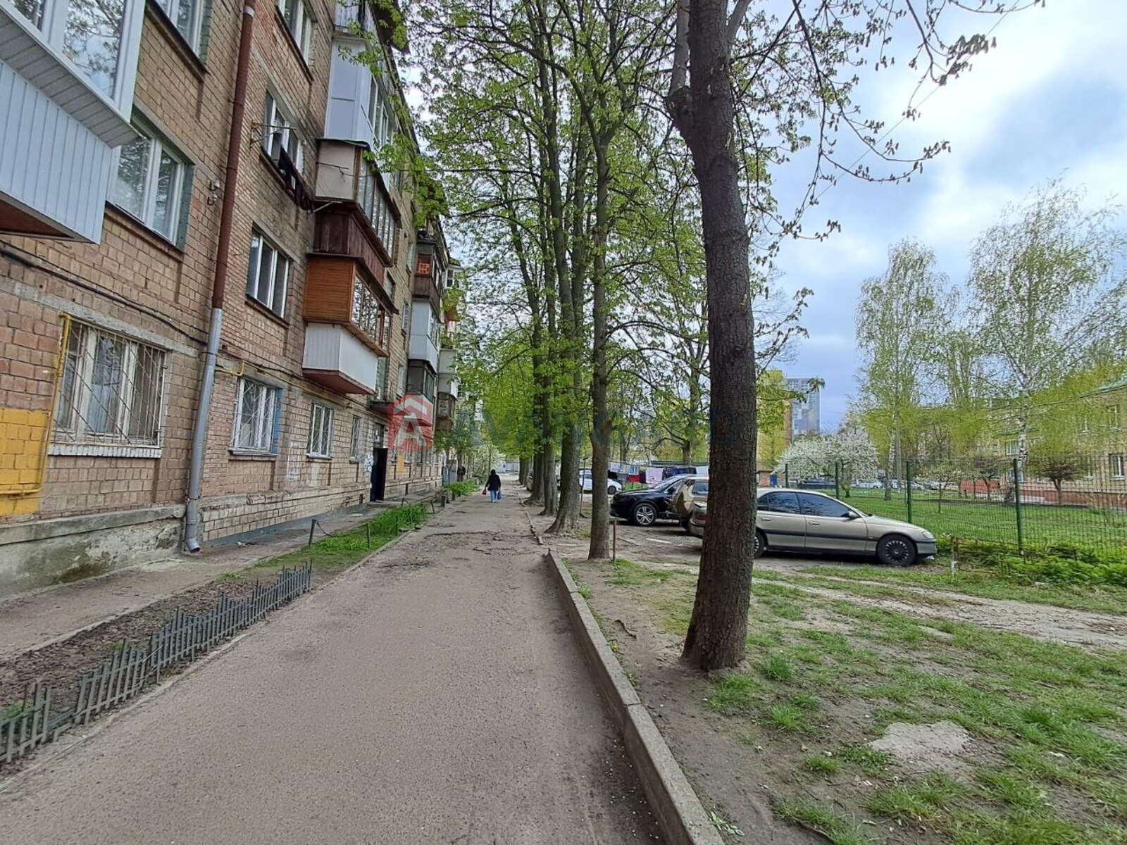 1 ��. ��������, 23,7/12,8/13 ��. �., 4/5 ������ ���� 8