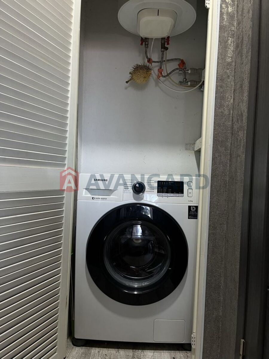 2 . , 49/-/7 . ., 9/9   6