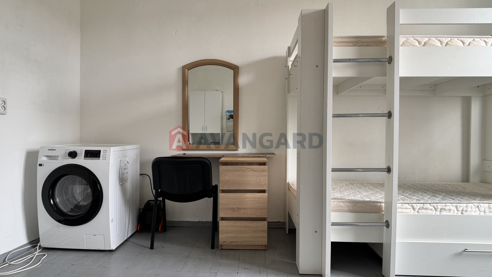 1 ��. ��������, 20/18/- ��. �., 4/4 ������ ���� 4