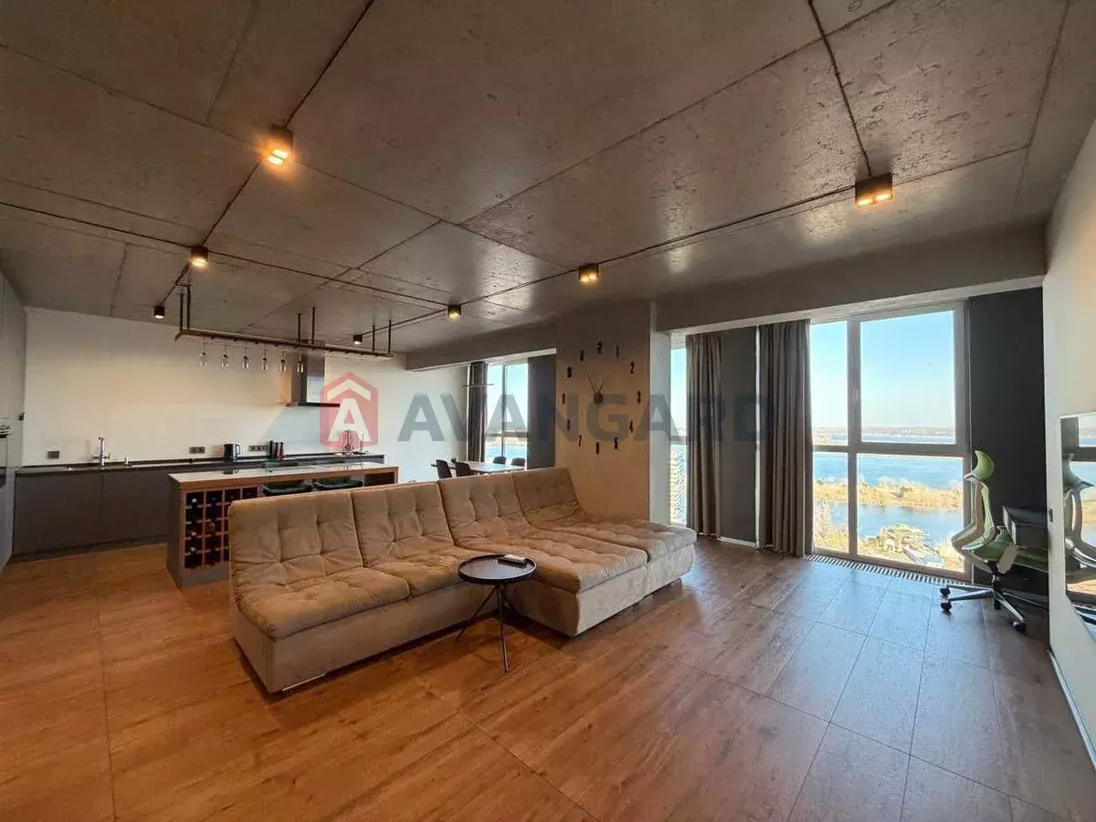 2 ��. ��������, 90/-/15 ��. �., 17/17 ������ ���� 13