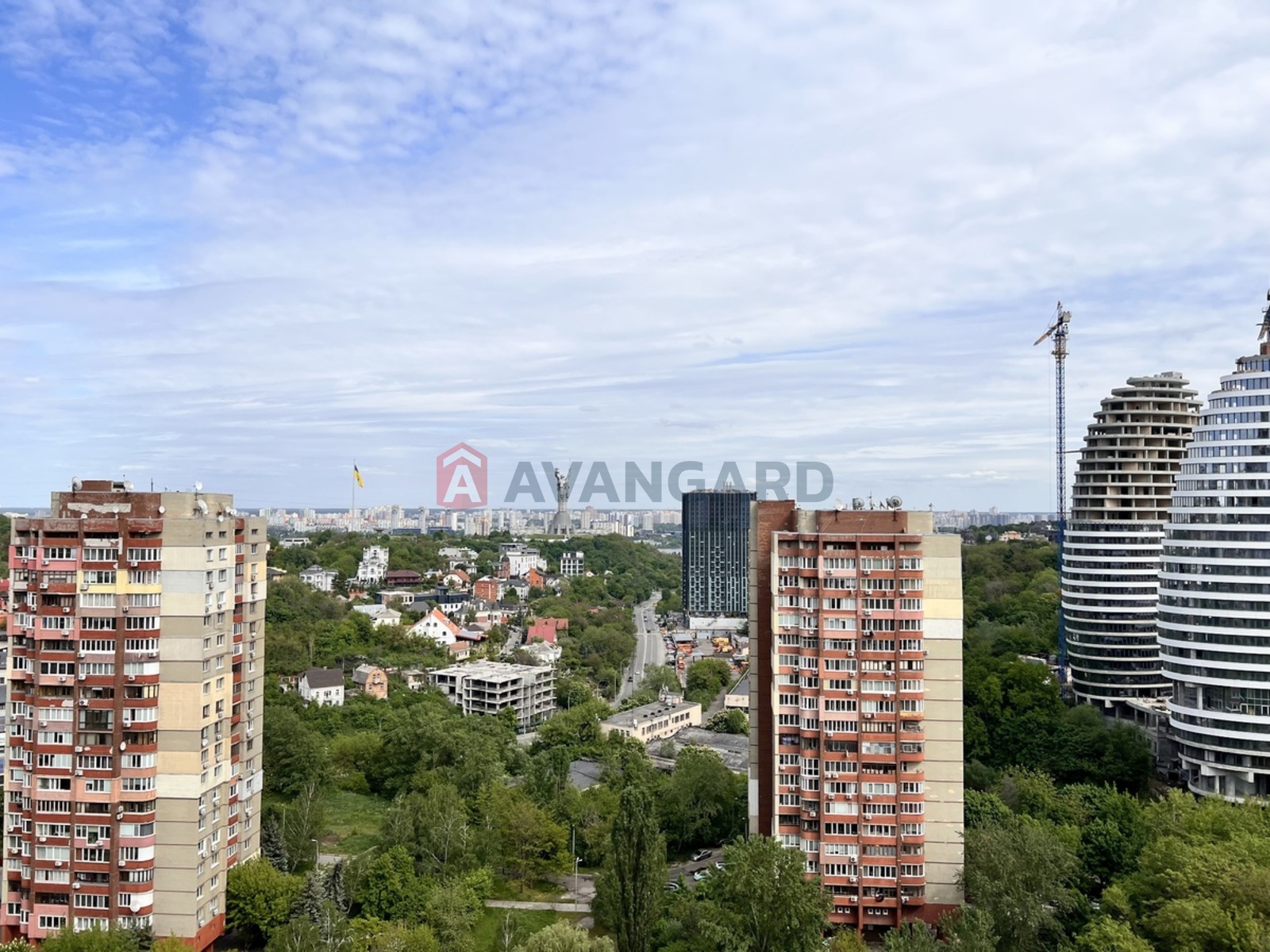 4 ��. ��������, 150/70/18 ��. �., 15/25 ������ ���� 26