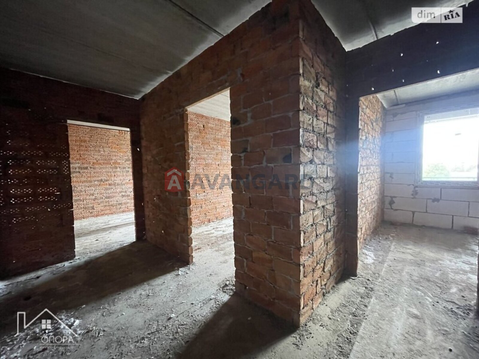 2 ��. ��������, 65/37/9 ��. �., 6/10 ������ ���� 7