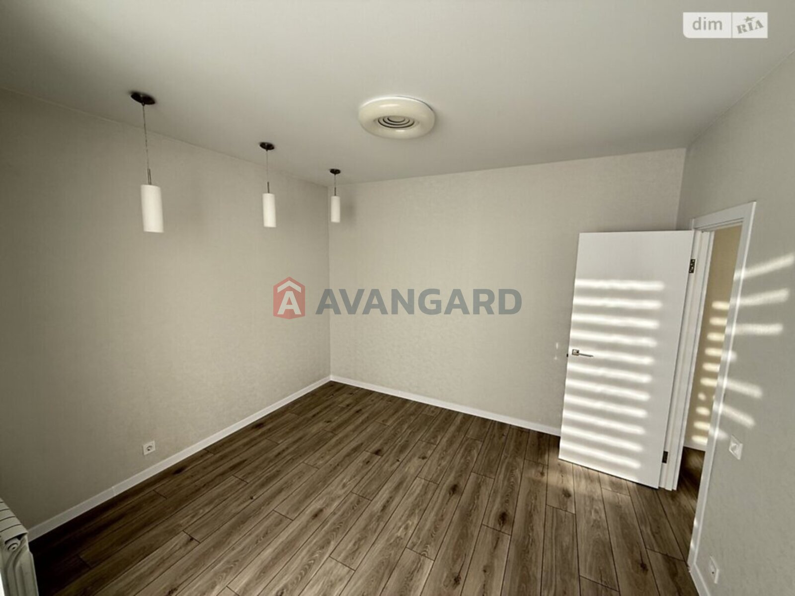 2 ��. ��������, 74/40/19 ��. �., 2/10 ������ ���� 5