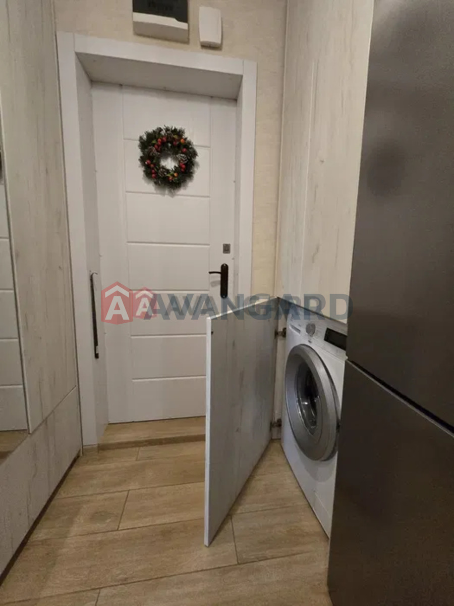 2 ����. ��������, 43/-/8 ��. �., 9/9 ���� ���� 15