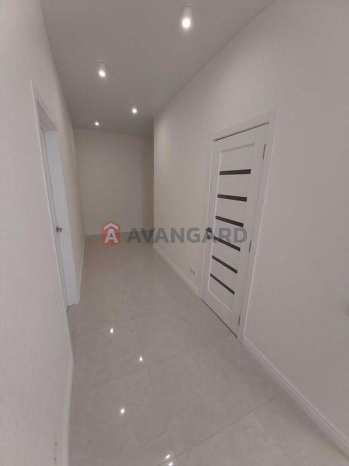 2 ��. ��������, 80/-/30 ��. �., 11/26 ������ ���� 17