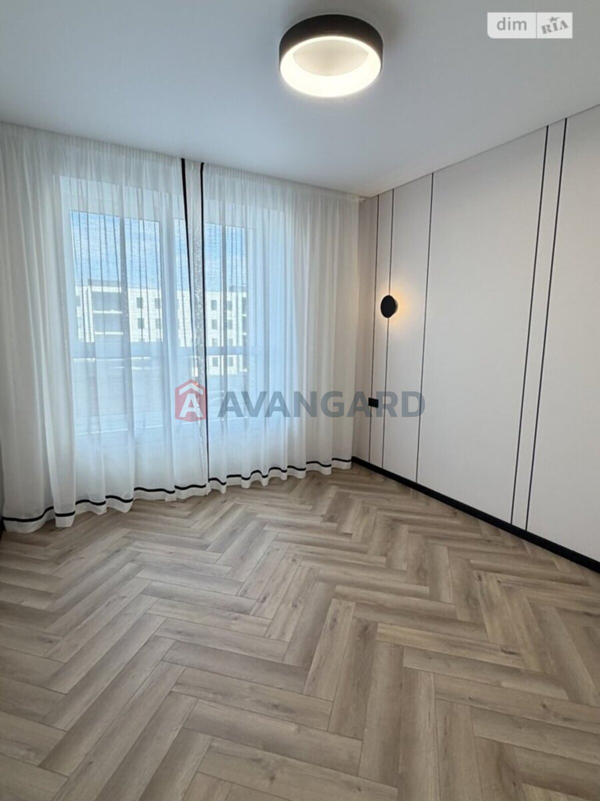 2 ��. ��������, 72/-/- ��. �., 2/10 ������ ���� 12