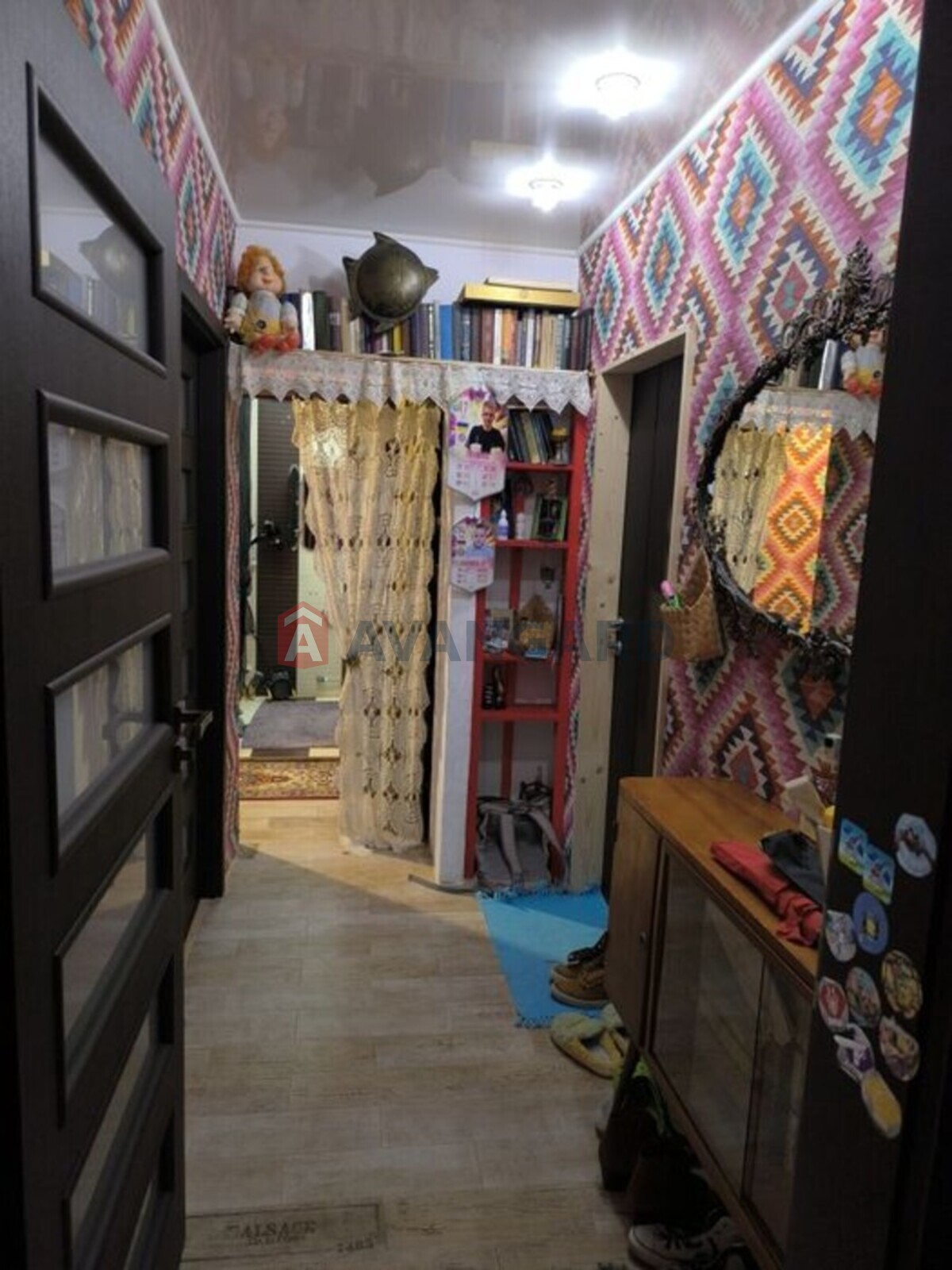 2 ����. ��������, 53/-/8 ��. �., 4/10 ���� ���� 1