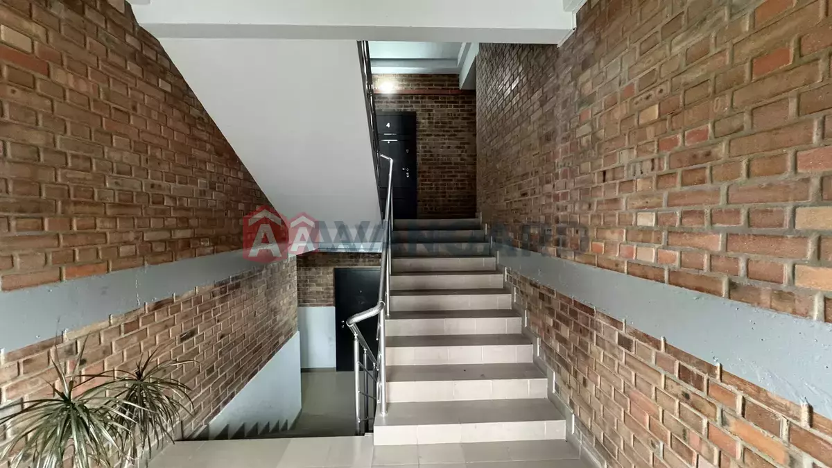 1 комн. квартира, 41/-/20 кв. м., 4/5 этаж фото 1 1 комн. квартира, 41/-/20 кв. м., 4/5 этаж фото 1