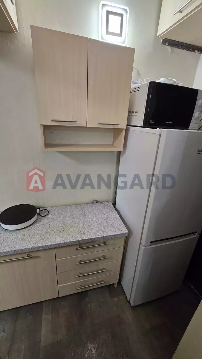 1 . , 17/-/3 . ., 6/9   1