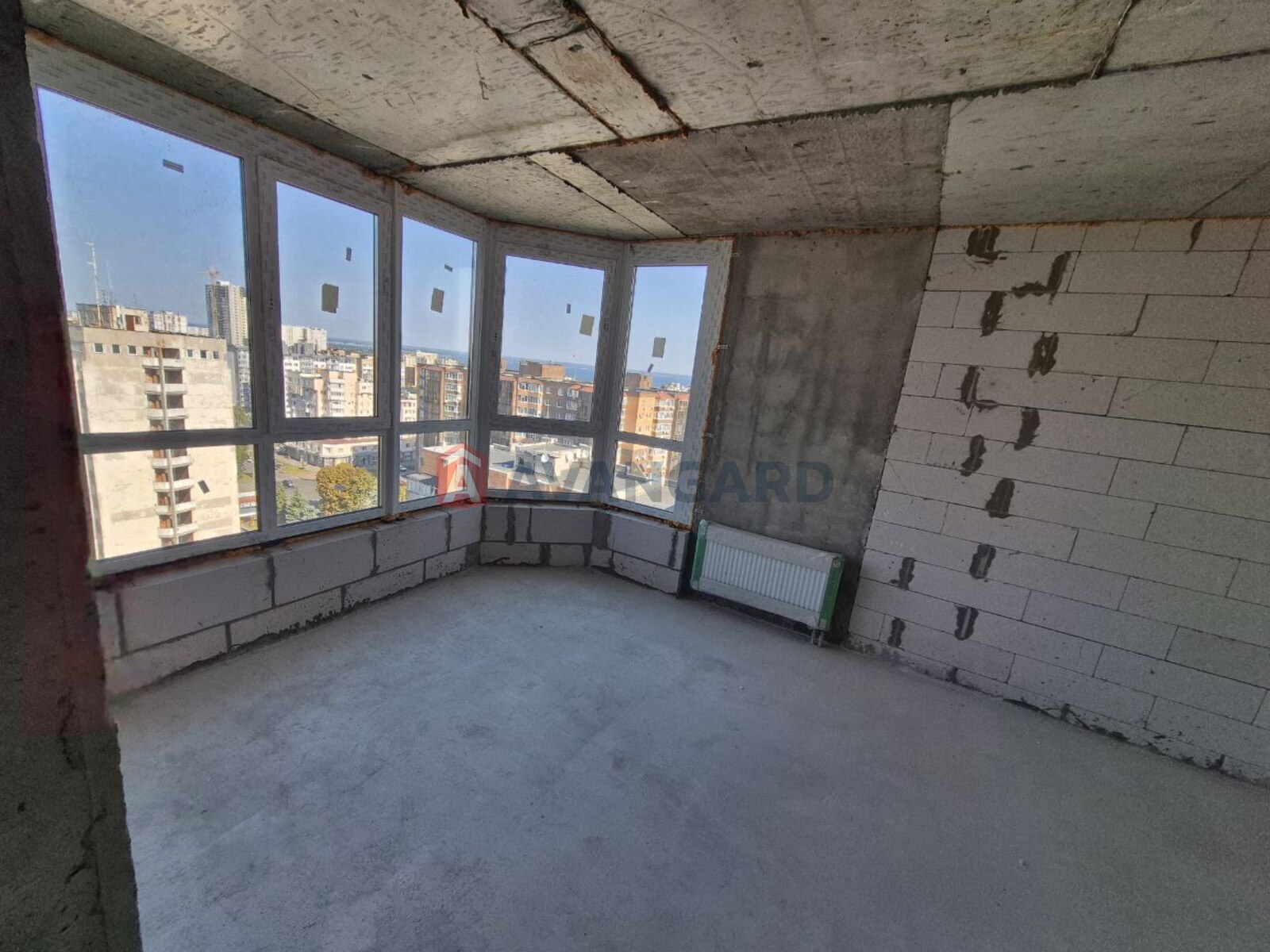 2 ��. ��������, 85/35/11 ��. �., 9/17 ������ ���� 9