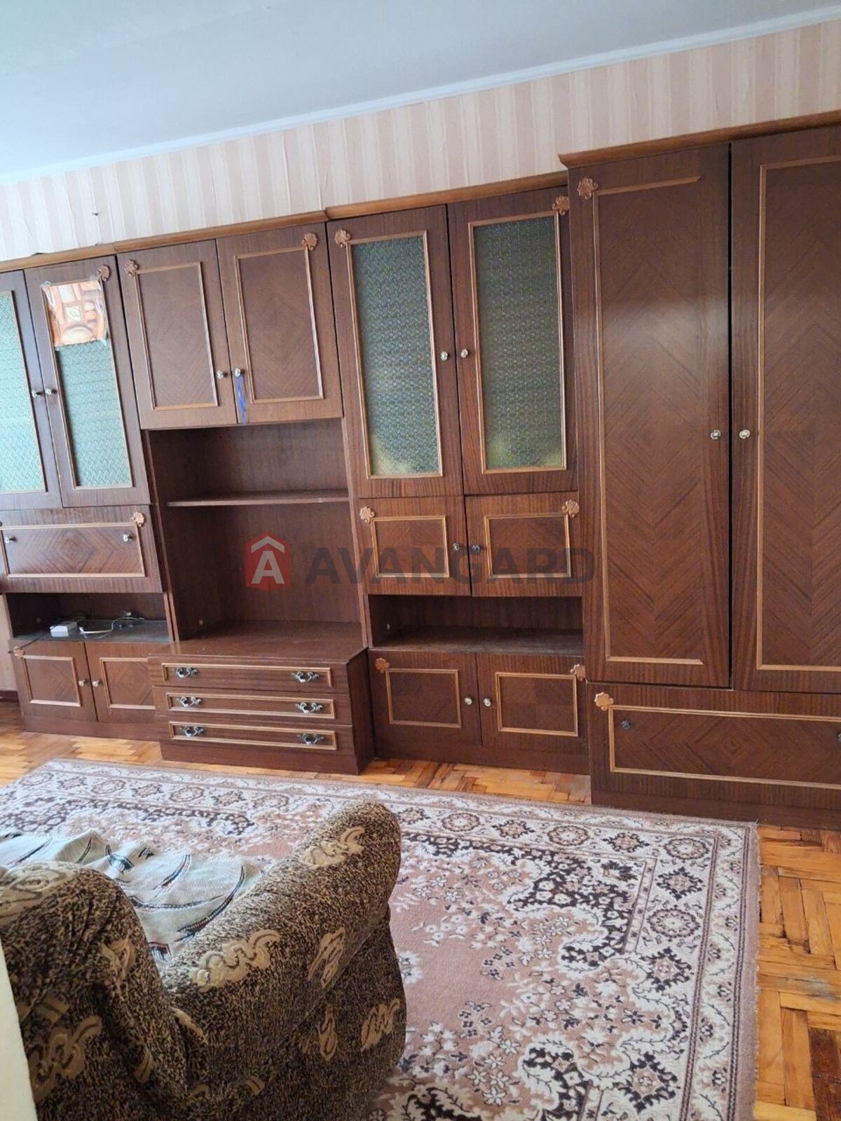 2 ����. ��������, 42.5/29.8/5.8 ��. �., 2/5 ���� ���� 5