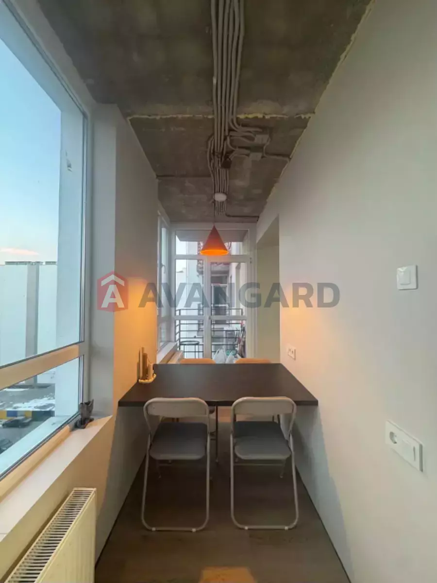 3 ��. ��������, 67/-/- ��. �., 8/10 ������ ���� 3