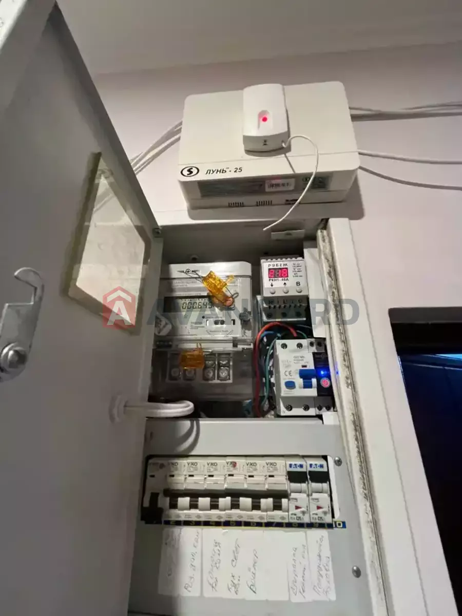 3 ��. ��������, 70/46/9 ��. �., 1/9 ������ ���� 18