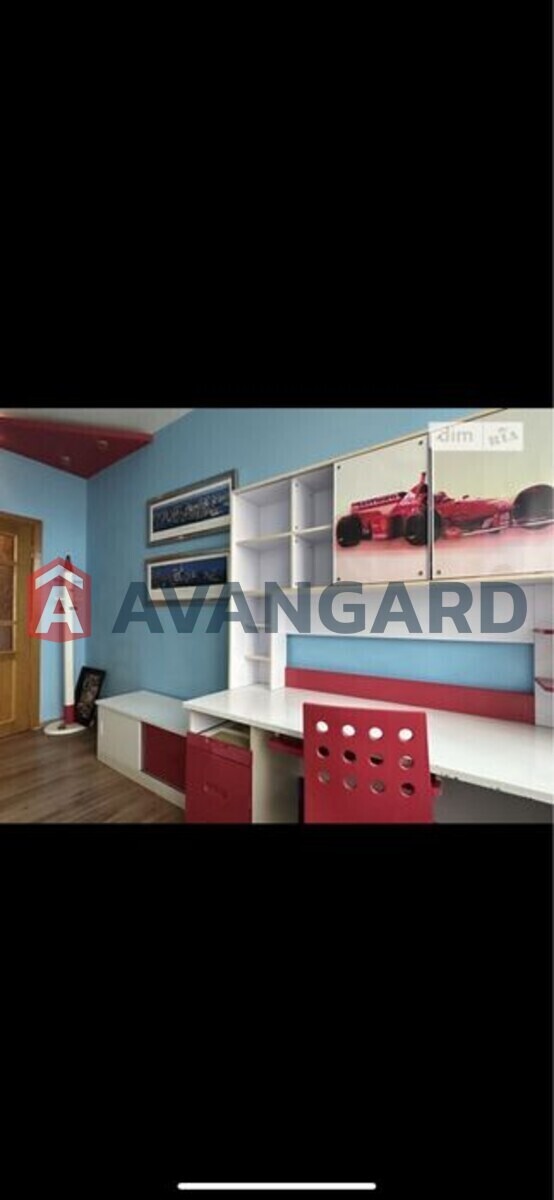 3 ��. ��������, 109/-/14 ��. �., 6/8 ������ ���� 9