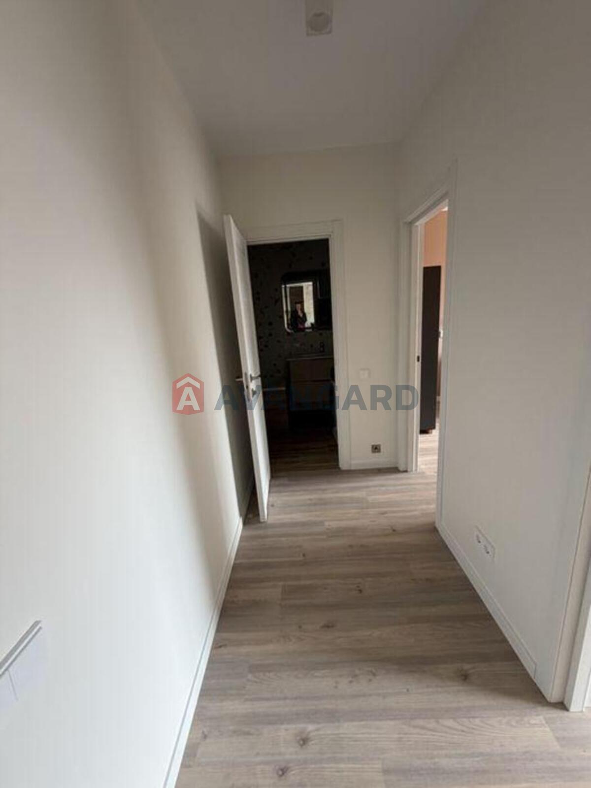 2 ��. ��������, 76/-/26 ��. �., 11/18 ������ ���� 4