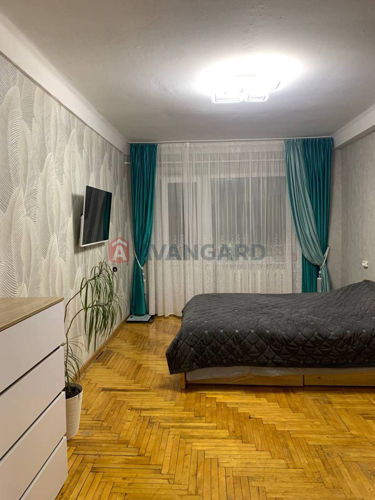 2 ��. ��������, 45/30/6.5 ��. �., 5/5 ������ ���� 3