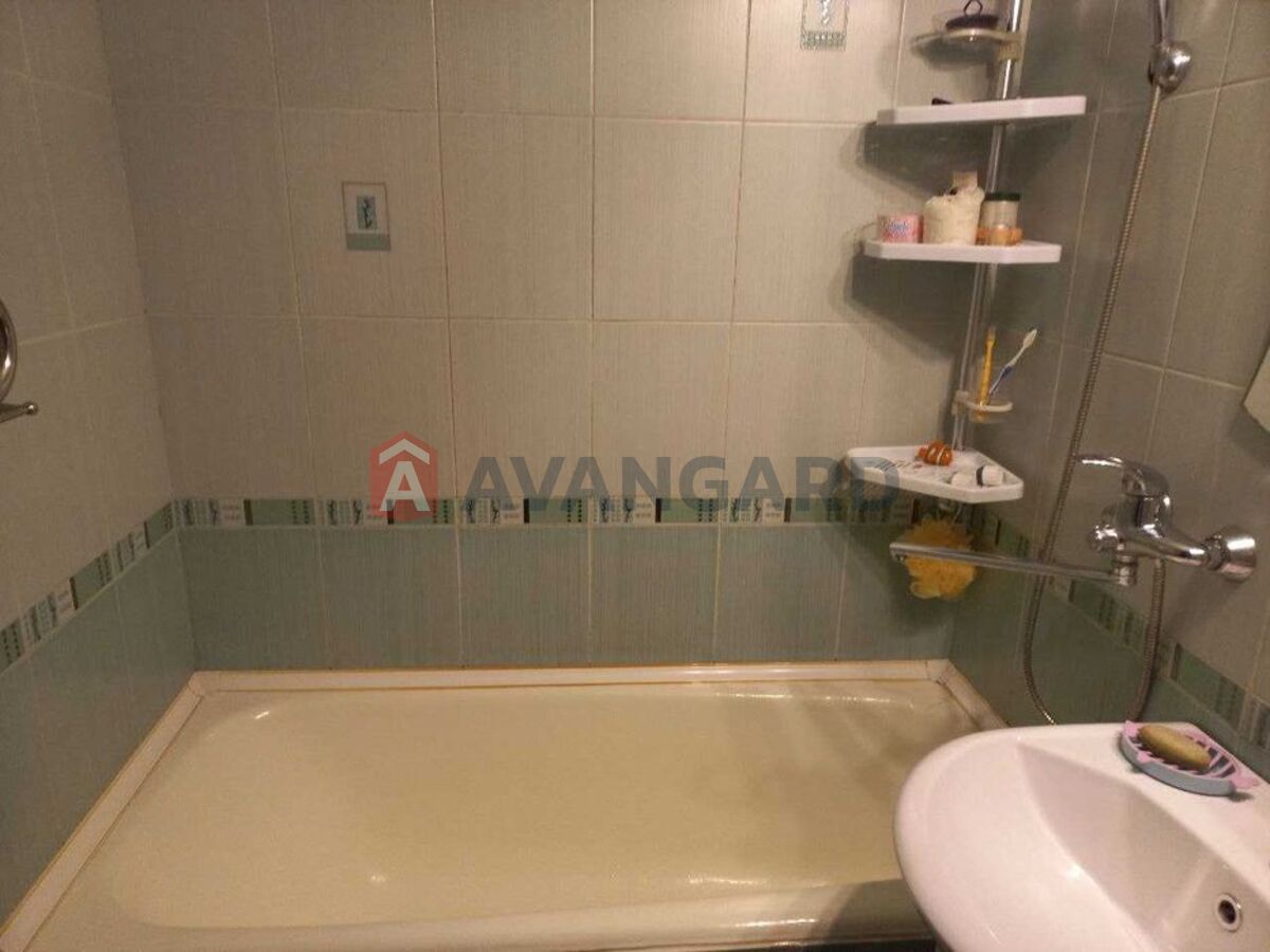 3 ��. ��������, 68/-/8 ��. �., 8/9 ������ ���� 11