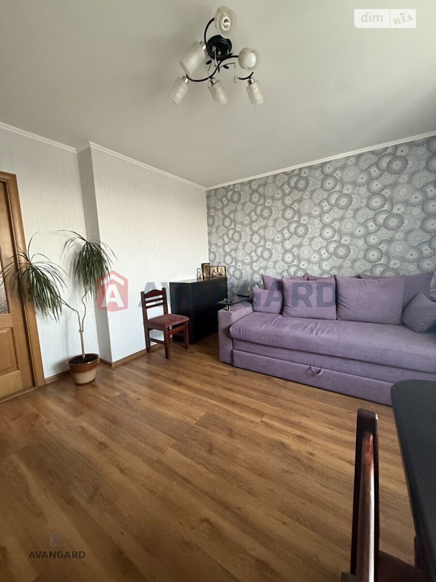 2 ��. ��������, 57/32/9 ��. �., 7/9 ������ ���� 5