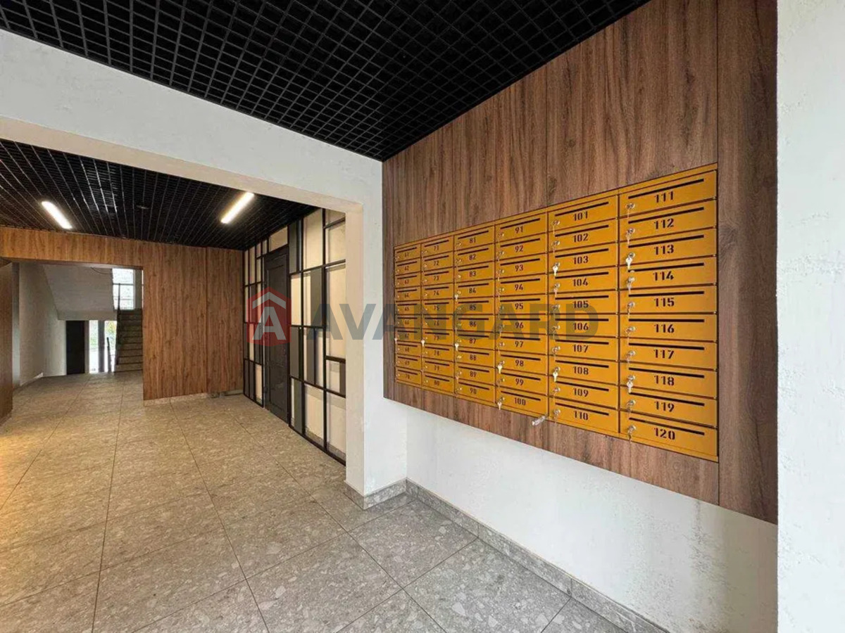 2 ��. ��������, 69/-/17 ��. �., 8/10 ������ ���� 6