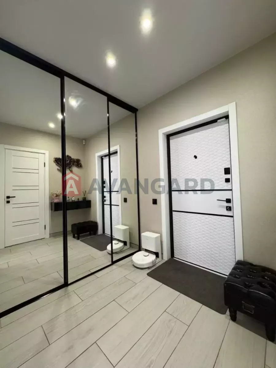 1 ��. ��������, 45/-/- ��. �., 7/10 ������ ���� 8