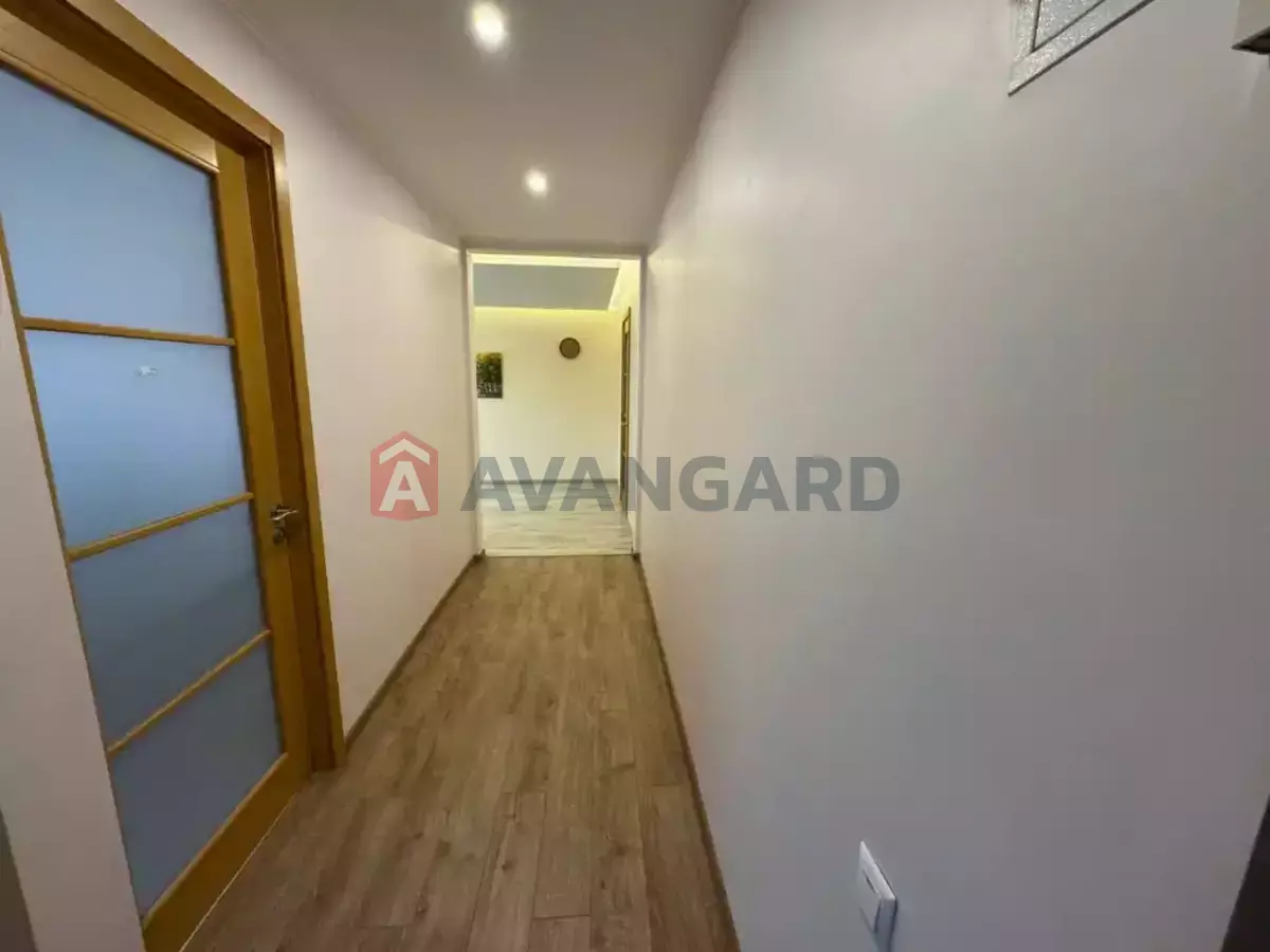 3 ��. ��������, 70/46/9 ��. �., 1/9 ������ ���� 4