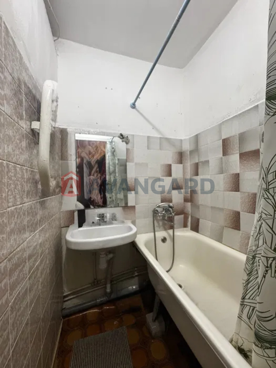 1 ��. ��������, 36/-/8 ��. �., 16/16 ������ ���� 13