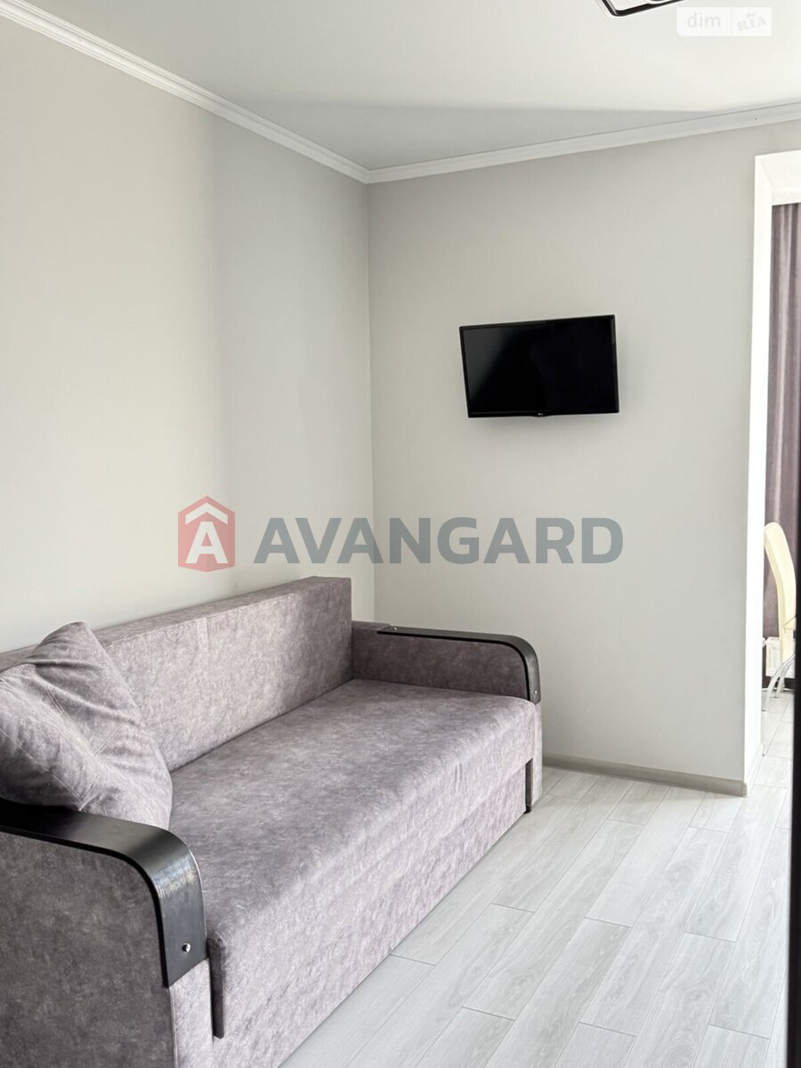 2 . , 78/30/25 . ., 9/9   3