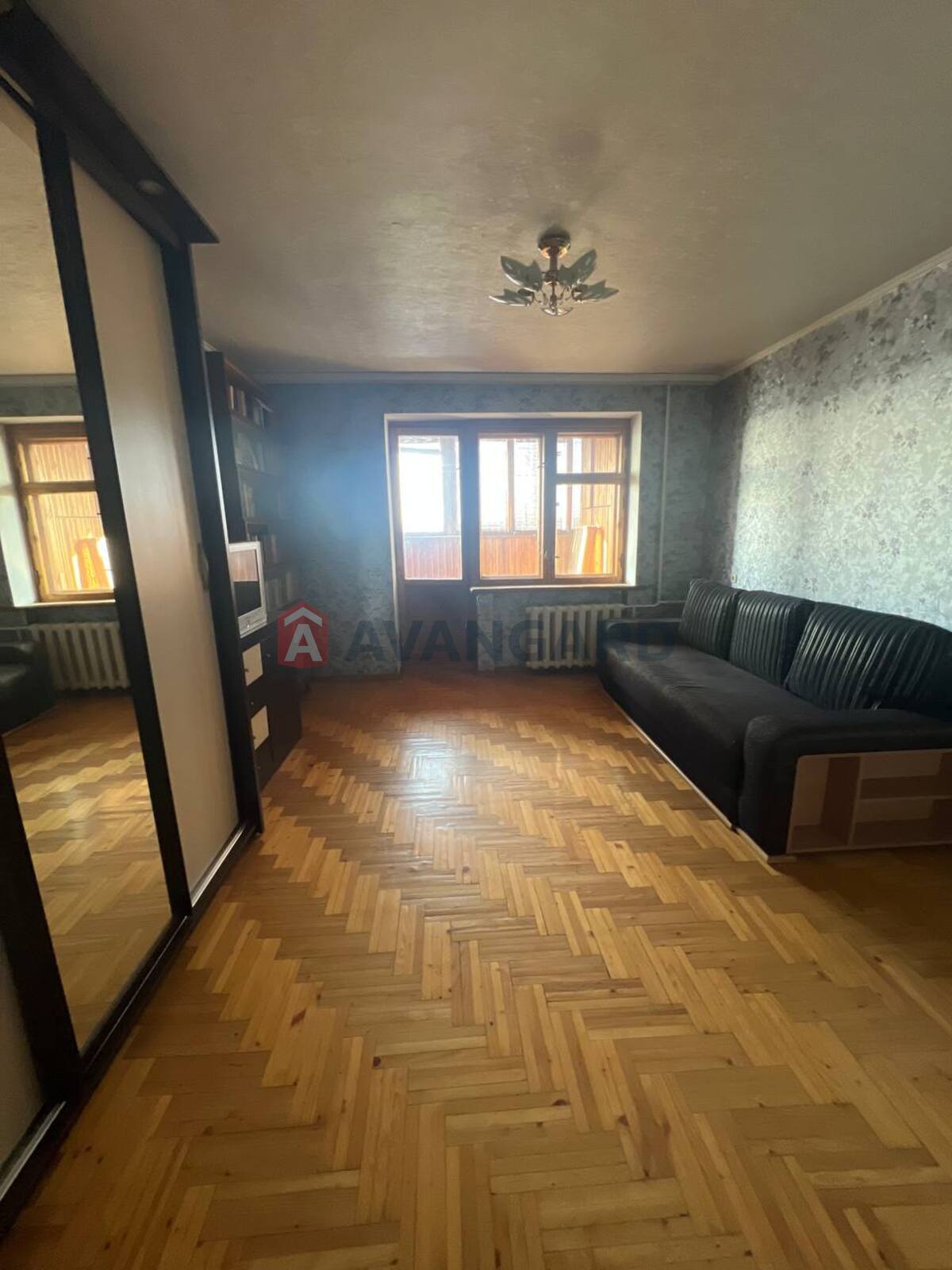 3 ��. ��������, 73/41/9 ��. �., 8/14 ������ ���� 11